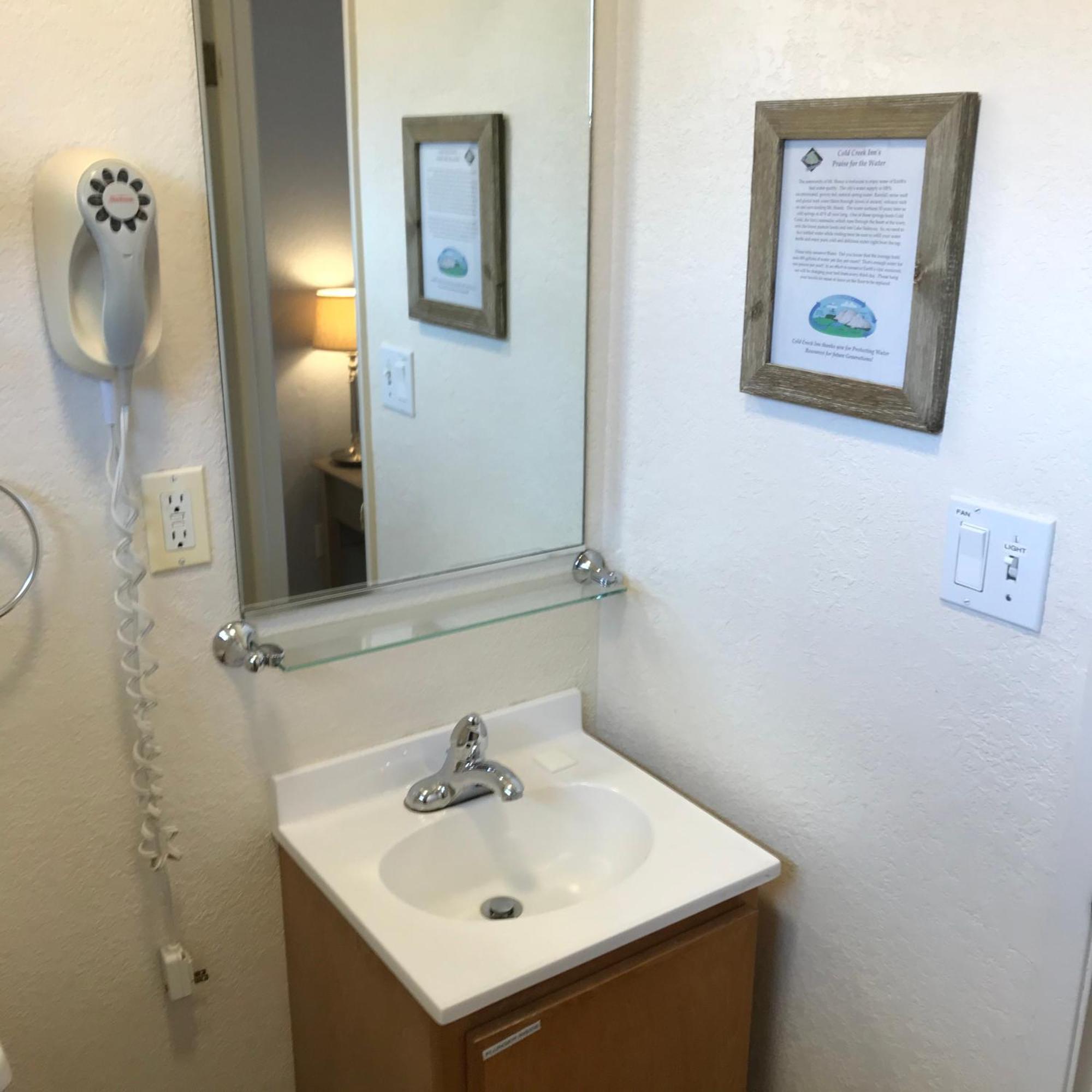 Cold Creek Inn Mount Shasta Room photo